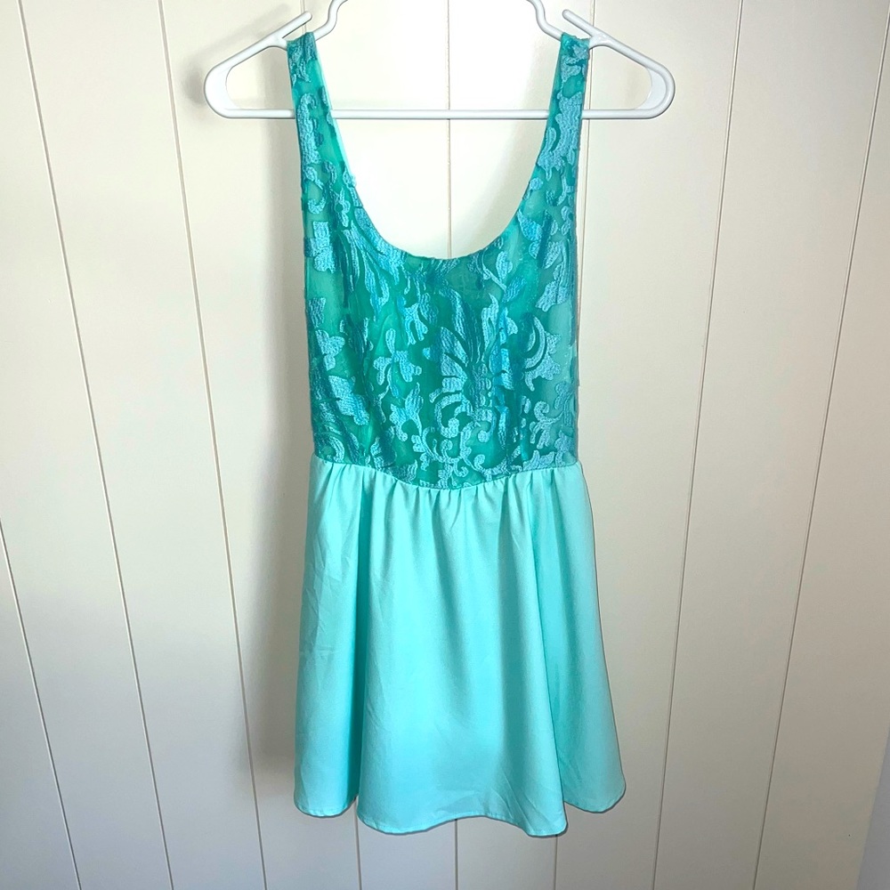 NWOT LF x Angel Biba embroidered dress